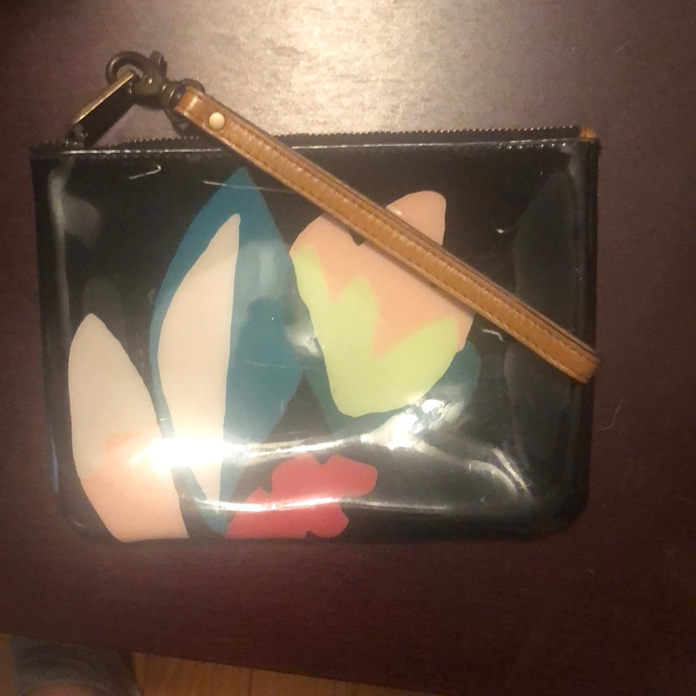 Fossil wristlet